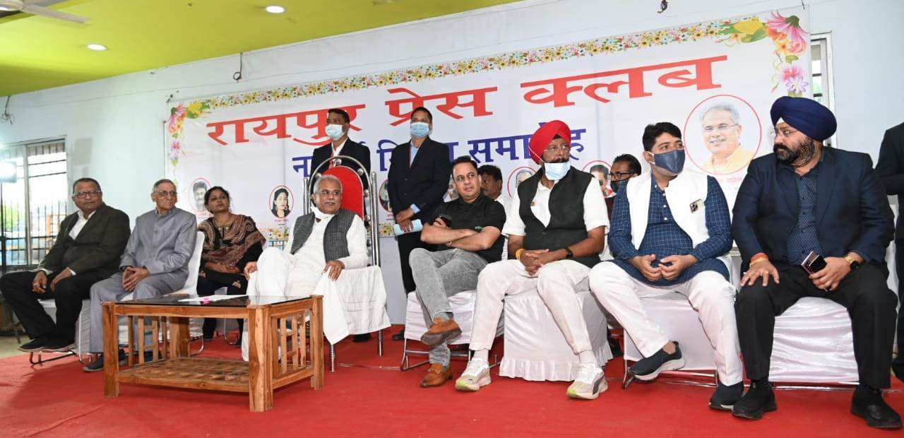 92929FA44DB090675C1DB3D015D119D1