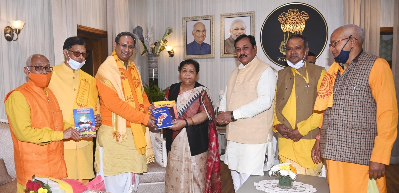 FDB5EEE11FEEF81521DFA718E3644A0E