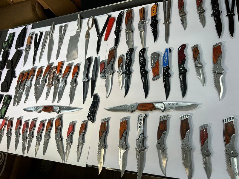 26_02_2022-online_knife