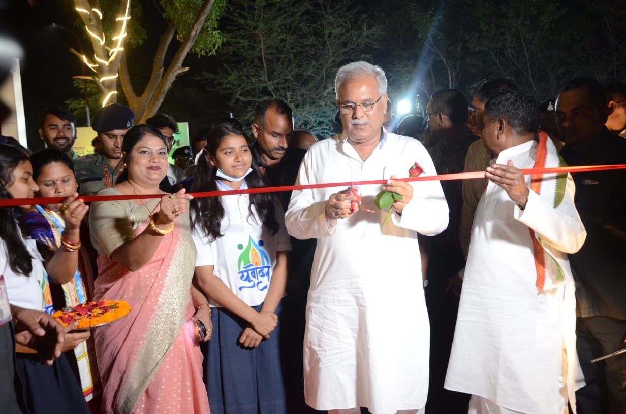 464864DA8EE28015AB8470E8687CEDDE