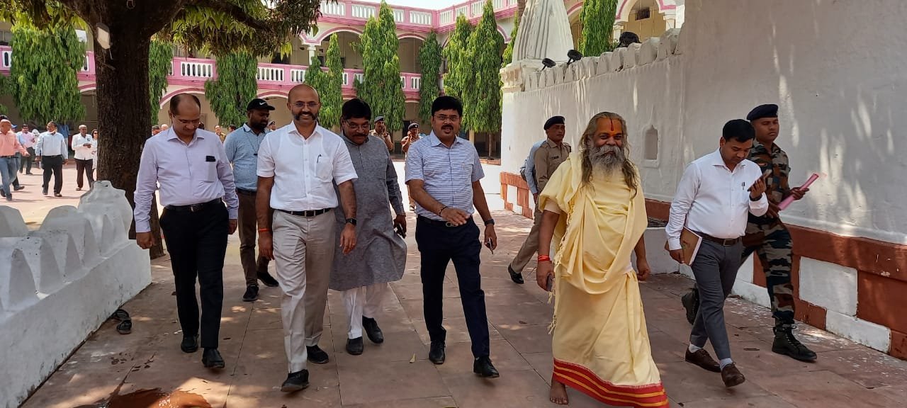 69AC9BB46E451F1A13EE8DDF24C8BCC9