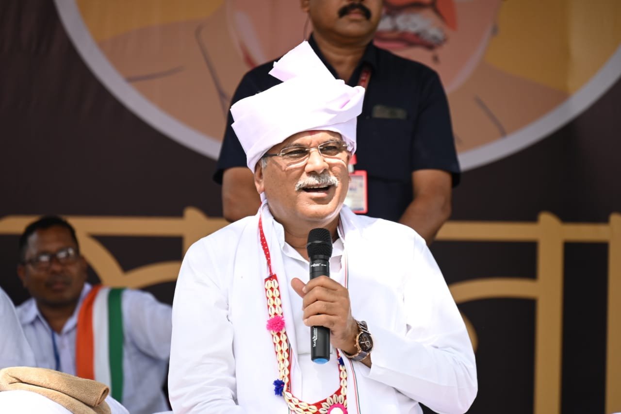 रायपुर : किसानों का पैसा खाने वाले बाहर नहीं घूम सकते, उन्हें भेजा जाएगा जेल