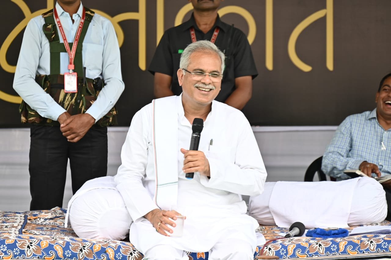 रायपुर : दुग्ध उत्पादक अपनी समिति बना लें खरीदी पर विचार करेगी सरकार