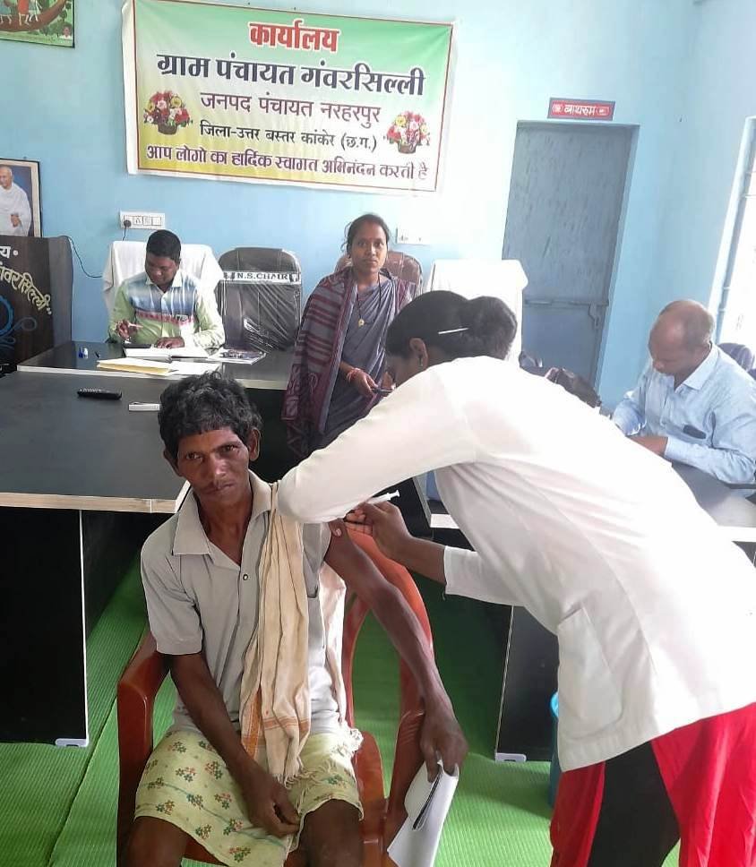 उत्तर बस्तर कांकेर : कांकेर जिले में आज 54 हजार से अधिक लोगों का टीकाकरण