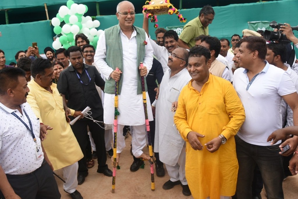 रायपुर: विशेष लेख: प्रकृति के प्रति प्रेम और समर्पण का लोकपर्व: हरेली