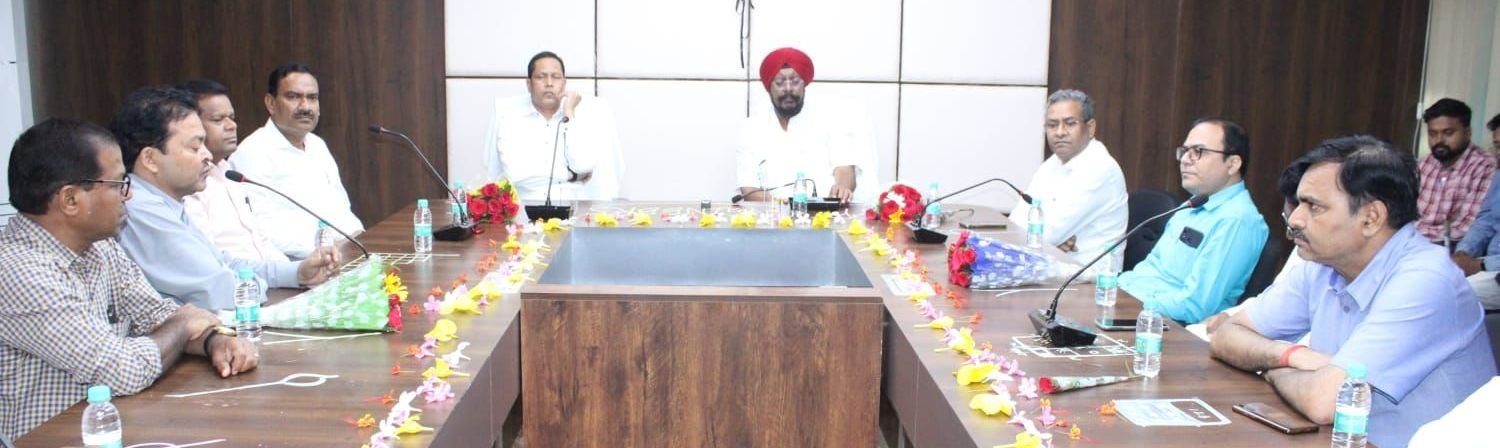 रायपुर : छत्तीसगढ़ गृह निर्माण मंडल मुख्यालय में मनाया गया अभियंता दिवस