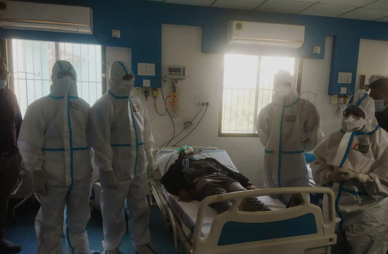 रायपुर : स्वास्थ्य मंत्री  टी.एस. सिंहदेव ने खुद परखी अस्पतालों की तैयारी, कोरोना प्रबंधन के मॉक-ड्रिल का किया ऑनलाइन निरीक्षण