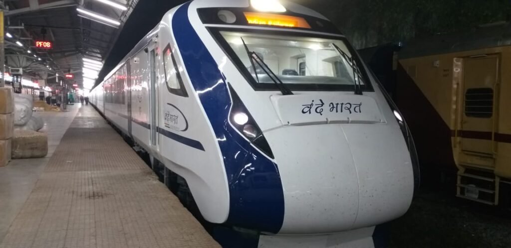 vande_bharat_train.jpg