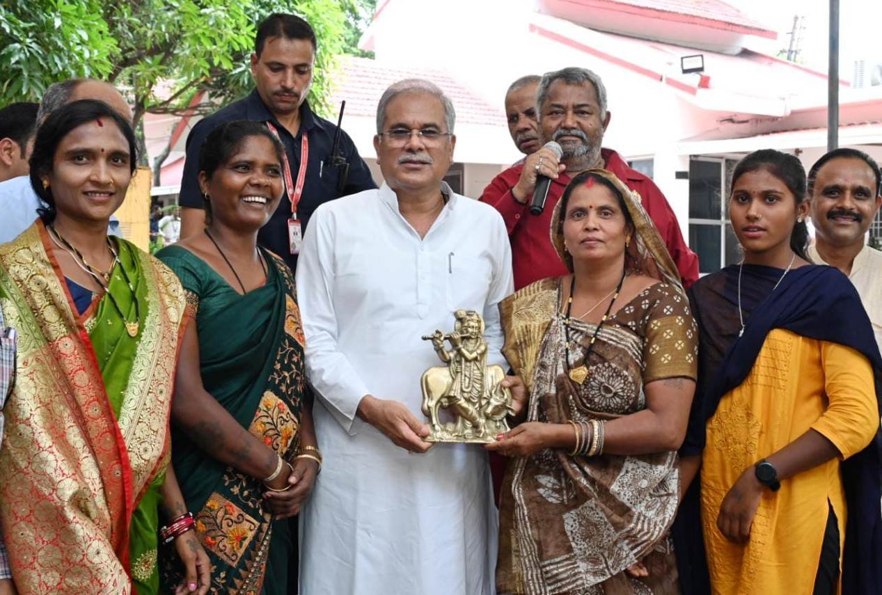 1690197678_8c9b41443ee4ab119b1a