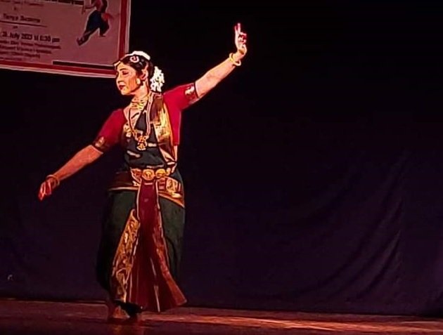 20230729132952_dance