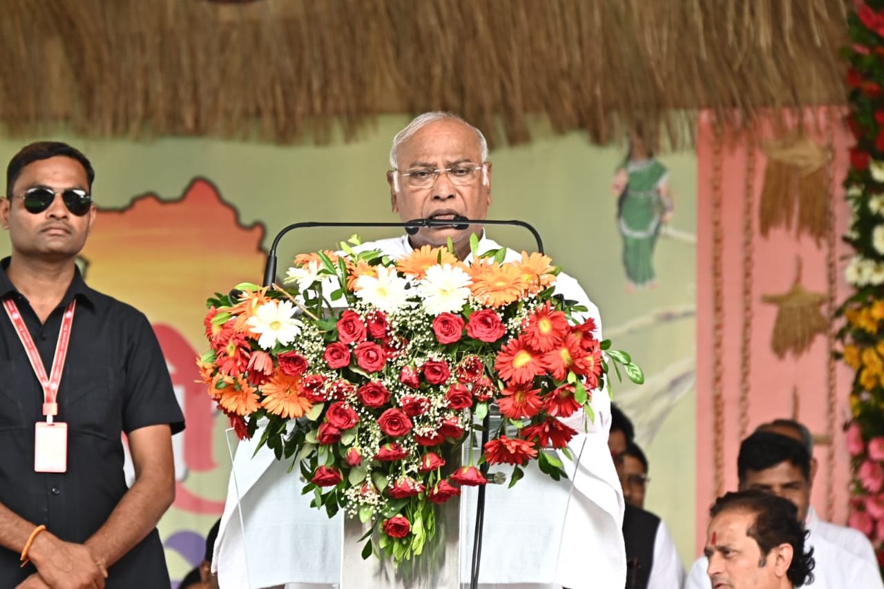 1691920945_9e61db4dfca2ffa136d2 (2)