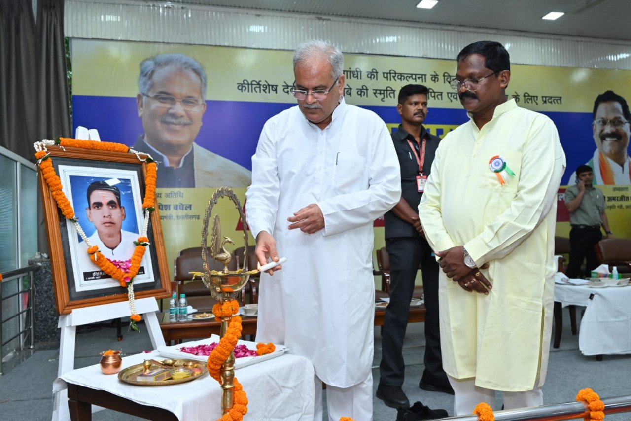 1691997099_5a626e81ca702c69d594