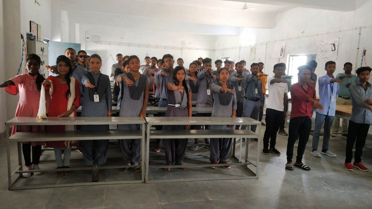 1693296817_5b05c18e892192bafba8