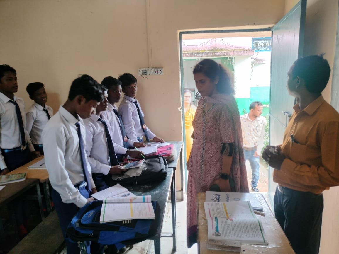 20230914162804_school me coll