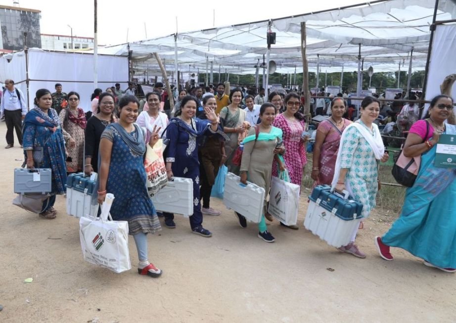 20231106154014_party ravana