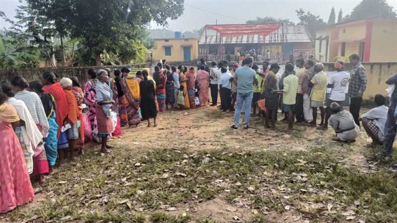 20231107101826_06_11_2023-voting_in_kondagaon_8243197_93614720