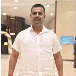 20231211111241_lallan yadav