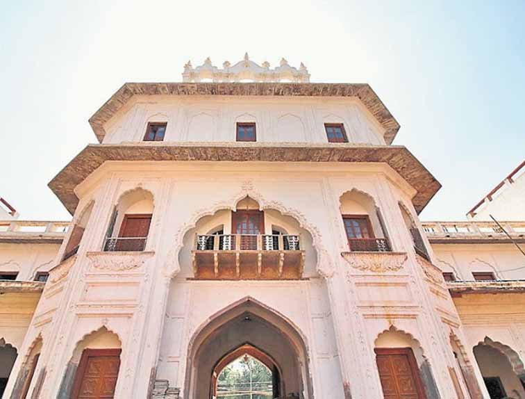 sadarmanzil2.jpg