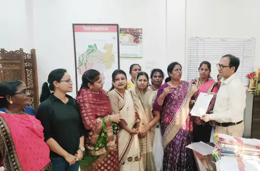 206_170722610565c233f9a888e_06002