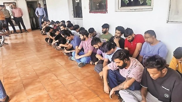 20240506103142_bookies_