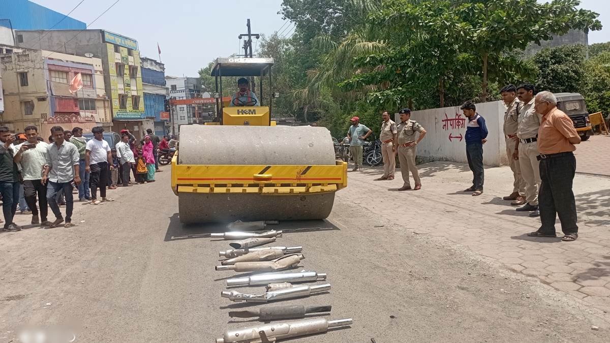 02_06_2024-action_khandwa_polcie