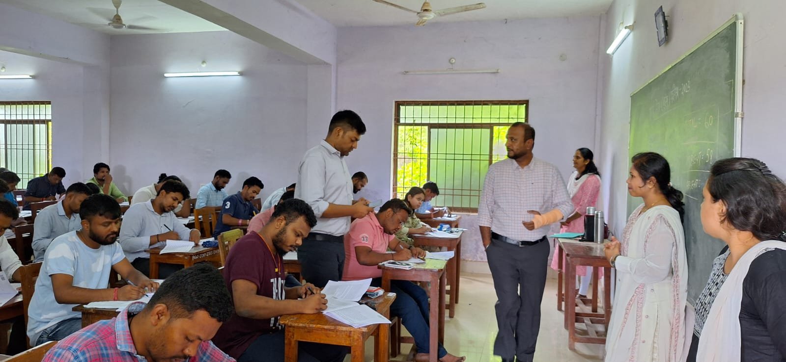 20240624125037_center me coll