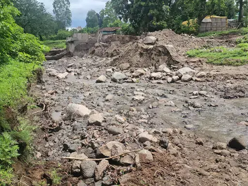 3874071-untitled-51-copy