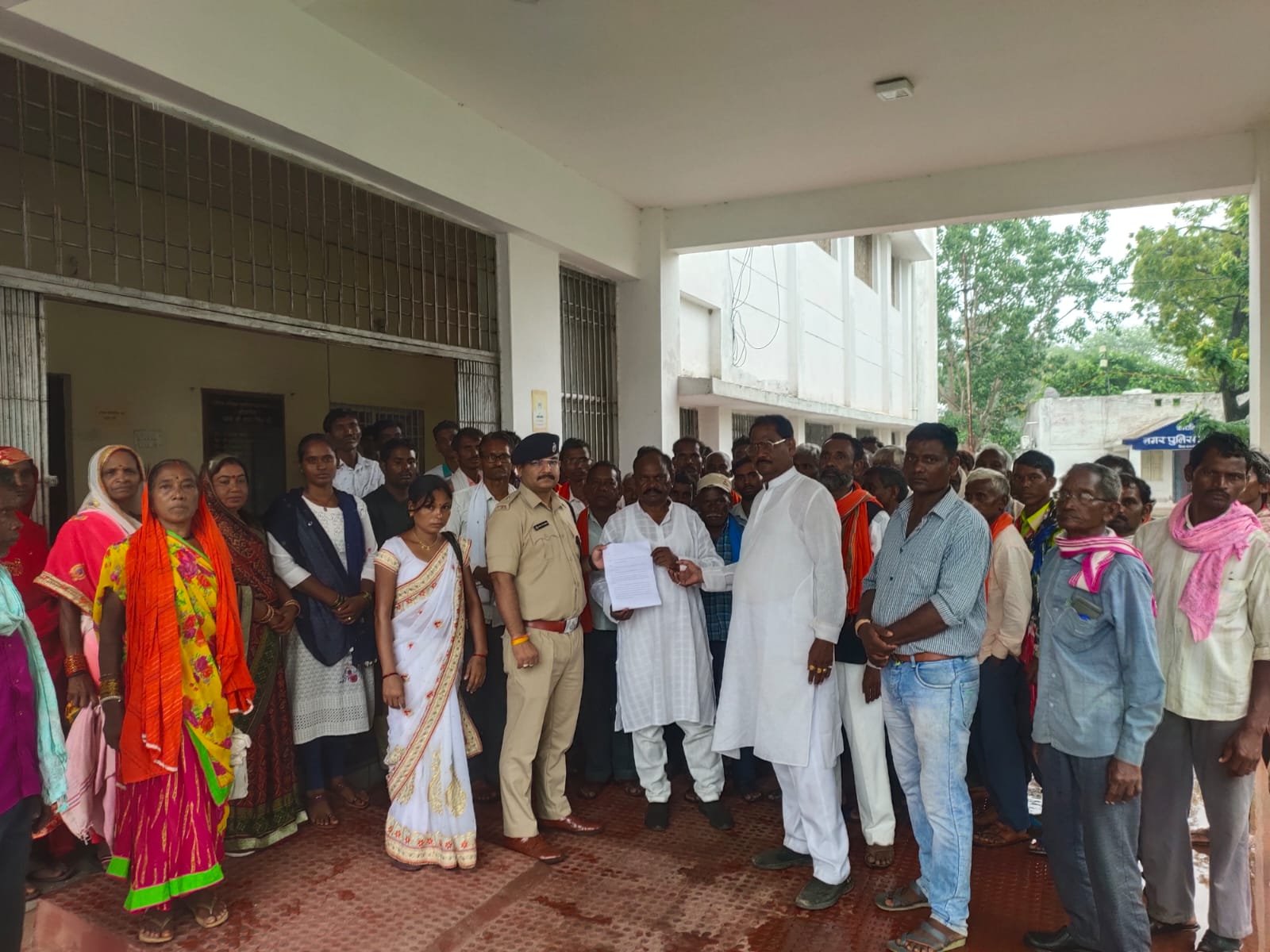 53d806e4-78a8-40fa-8bb3-880ef8717201