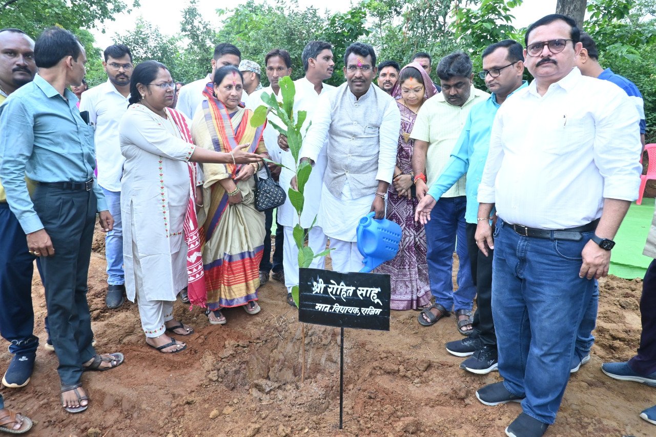 1724312394_2803ce8569b11f6e07bd