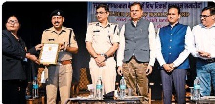 15fb2b77_1862011_P_29_mr