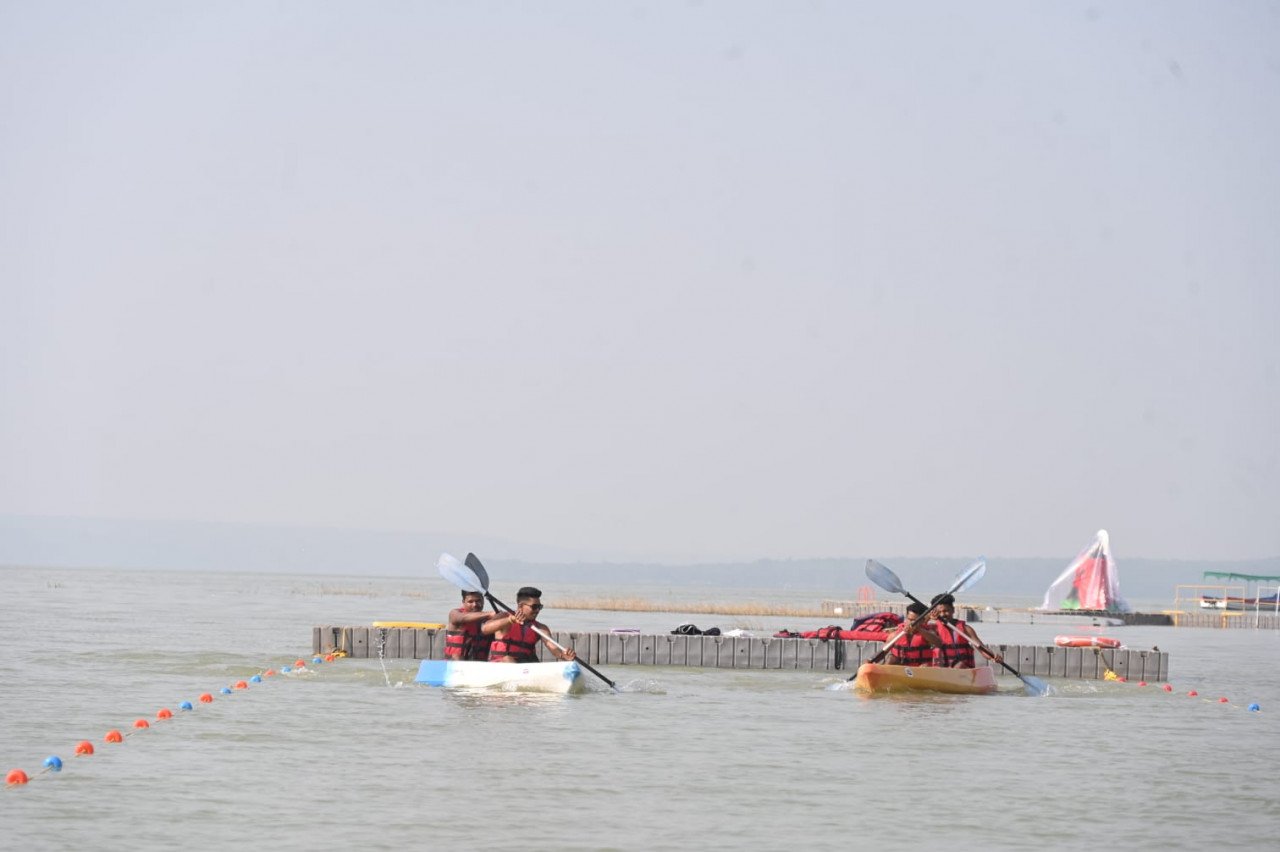 1728109647_b662cb49c39fd74f9cc7