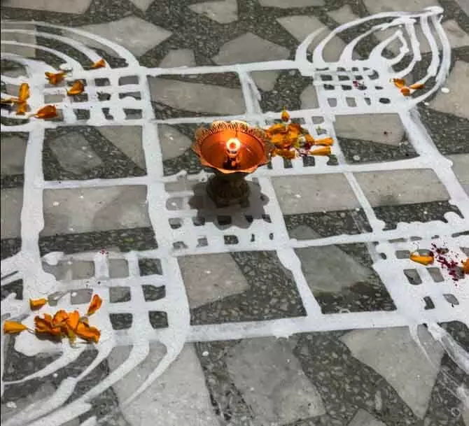 4176023-untitled-17-copy