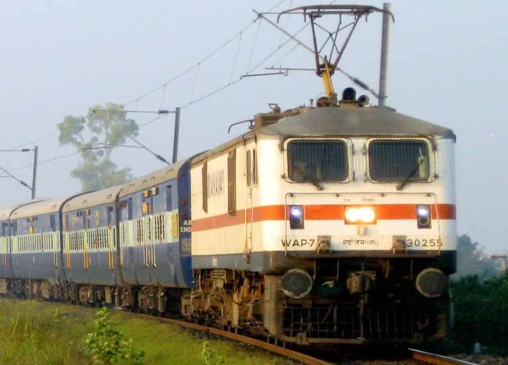 train_india86_2.jpg