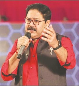 CG : बीएसपी कर्मचारी तपन चक्रबर्ती ने बॉलीवुड फिल्म के लिए गाये नये गीत