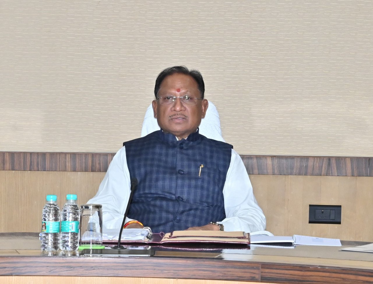 1744881259_194fc0254ae63c4be30e