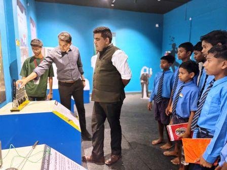 20250425153718_avlokan