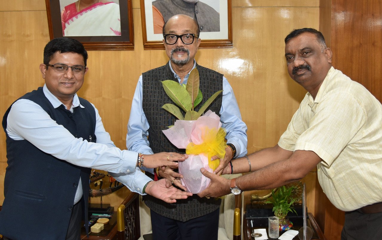 1747990414_e85c1160c2076b77ac59