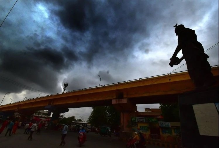 20230326181652_baarishkeaasaar