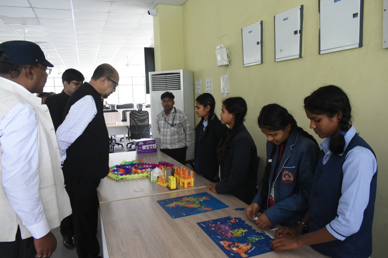 1750245938_e7ee95de761d90a27ffb