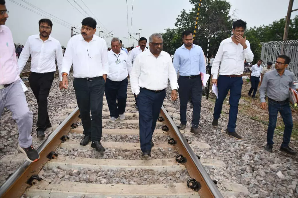 4690108-untitled-30-copy