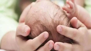 प्रेमी संग भागी महिला मासूम ने मां के अभाव में तड़प-तड़पकर तोड़ा दम