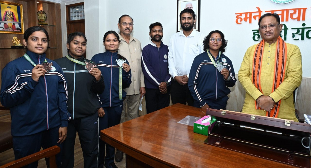 1753810002_6a65cc4293fad9f37cc7