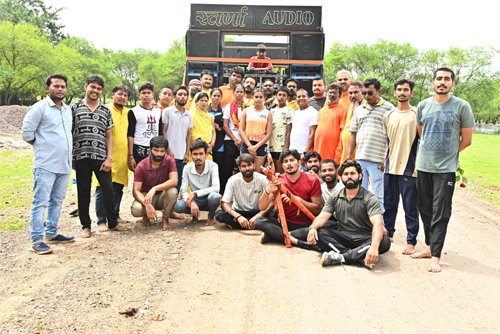 राजनांदगांव : 28 किलोमीटर दौड़कर चौथी डाक कांवड यात्रा छिपा लोधेश्वर महादेव पहुंची