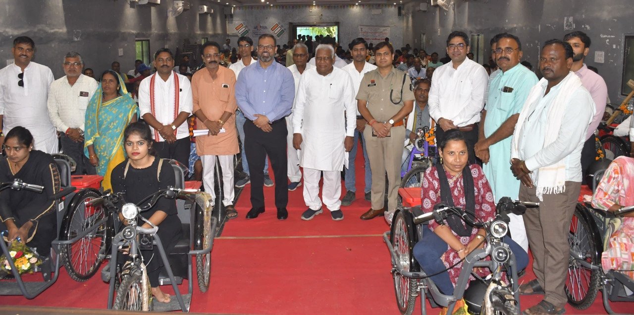 1754495069_1e7e5d95aa19c9df6df8