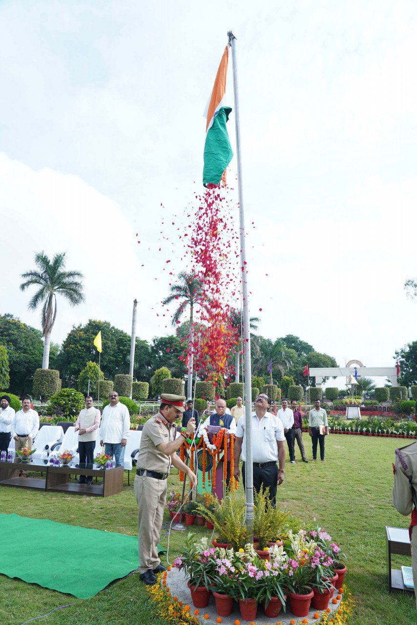 1755239697_bf2e6fdc893a5c2473da