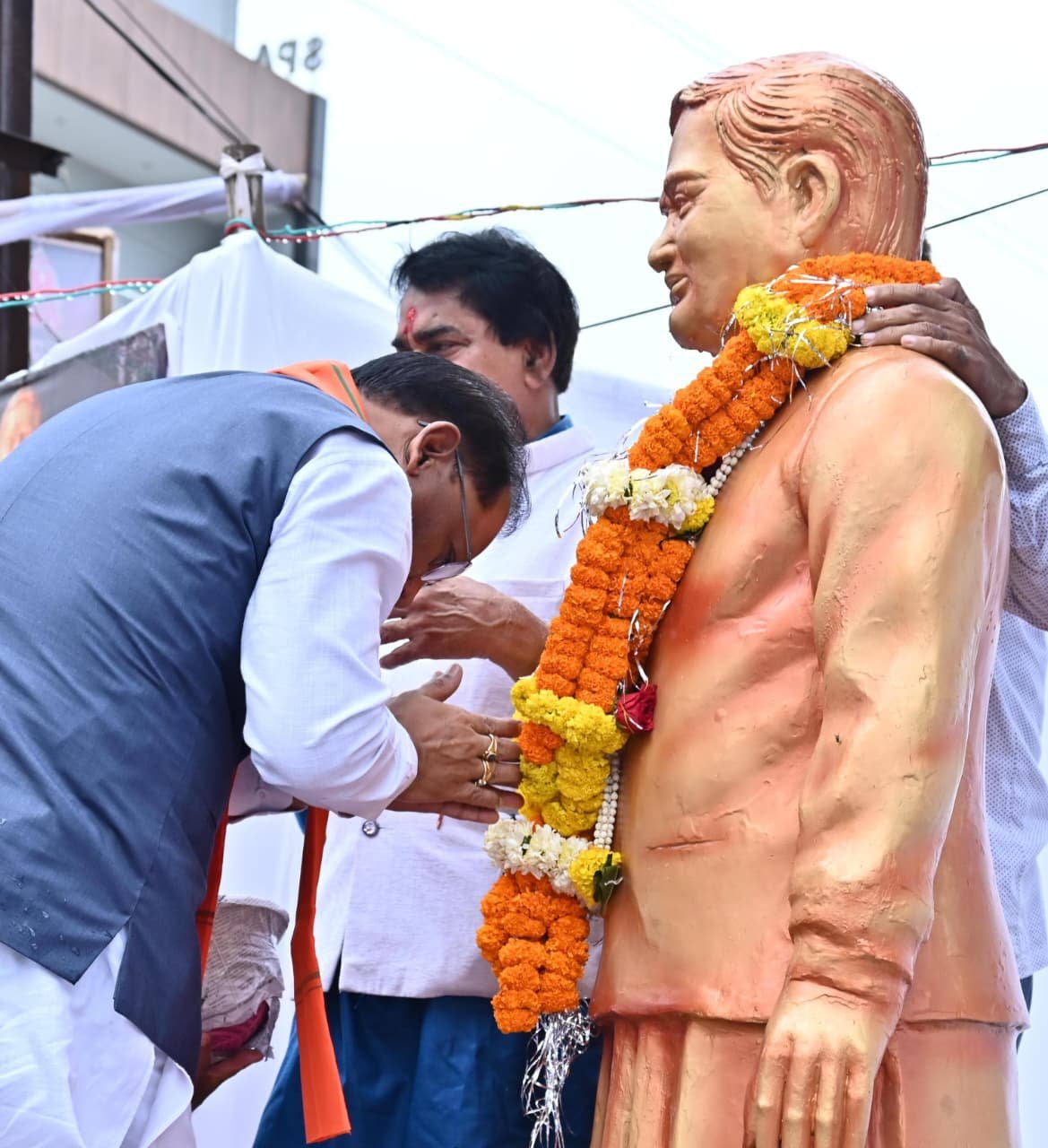 1755336990_71e50108a80b4d9d7e4e