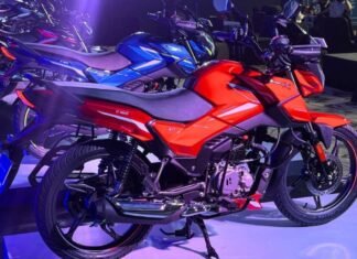 Hero Glamour X 125: अब क्रूज़ कंट्रोल, राइड मोड्स, और पैनिक ब्रेक अलर्ट जैसे हाई-टेक फीचर्स के साथ आ गयी Glamour X 125 बाइक Hero Glamour X 125