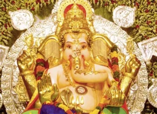 गणपति बप्पा को 67 किलो सोने और 350 किलो चांदी से सजाया गया, मंडल ने गणेशोत्सव 2025 के लिए 450 करोड़ का बीमा कराया, देश के करोड़पति गणपति बप्पा ganpati bappa