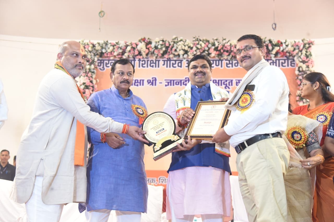 1757690152_ab917f43314075d6ac1e