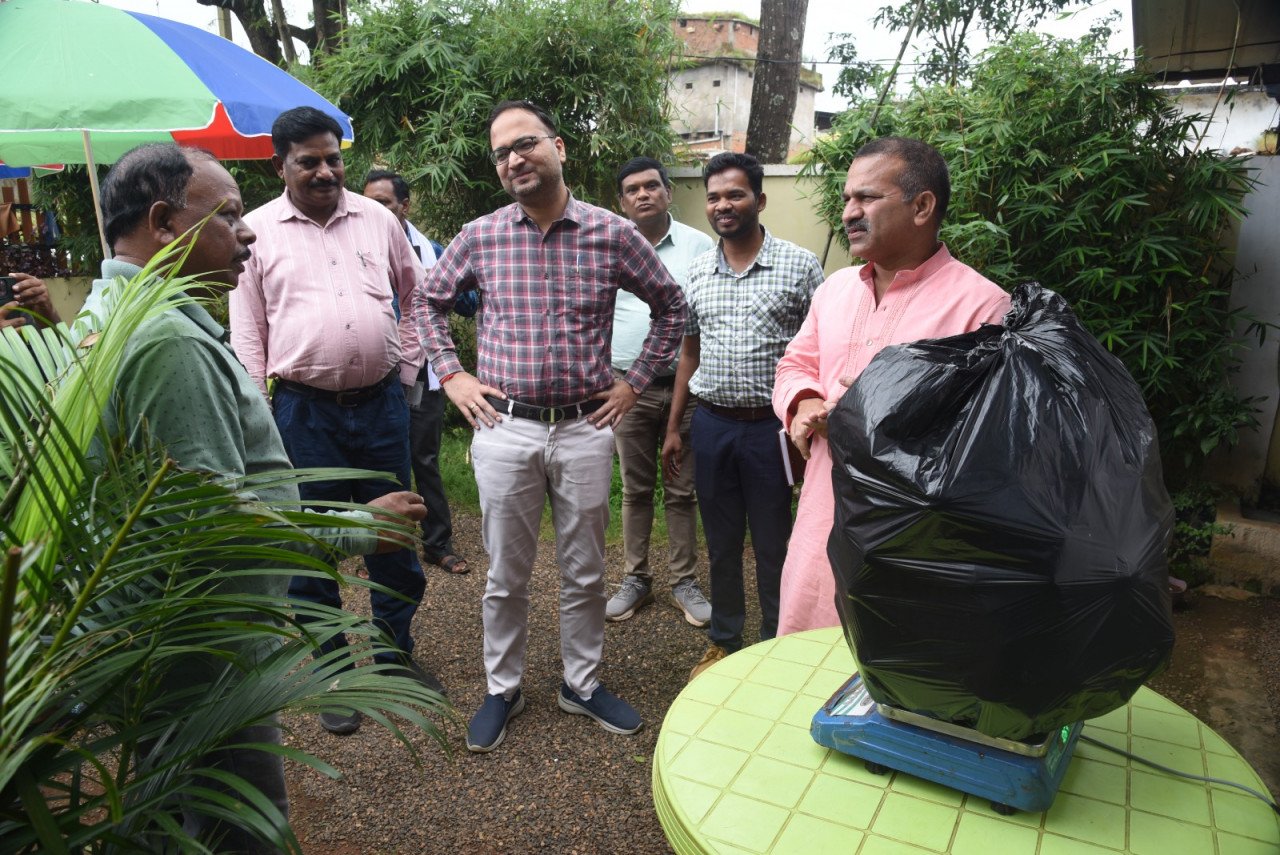 1758716763_b9f01b6c2ee41d1eb94c